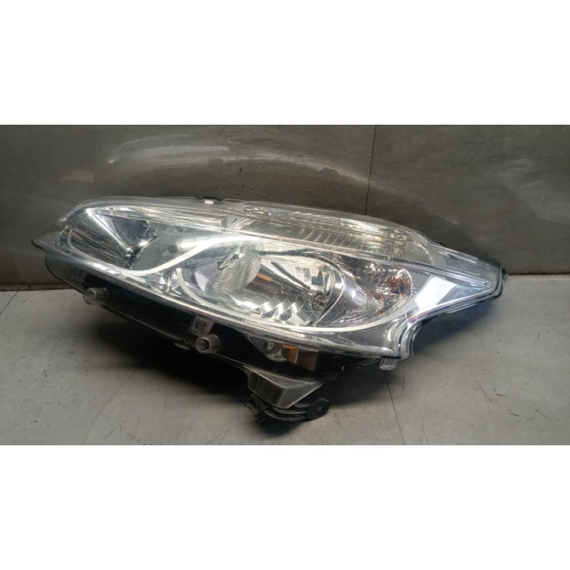 PEUGEOT FARO ANTERIORE SINISTRO PEUGEOT 208 2012>2015 usato