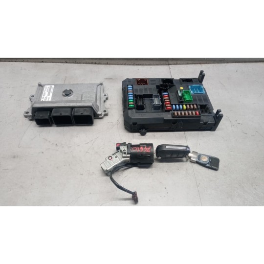 ENGINE UNIT PEUGEOT 208 2012>2015 used