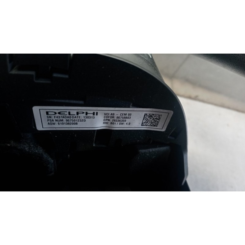 PEUGEOT VOLANTE PEUGEOT 208 2012>2015 usato