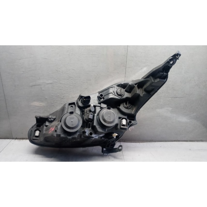 PEUGEOT RIGHT HEADLIGHT PEUGEOT 208 2012>2015 used