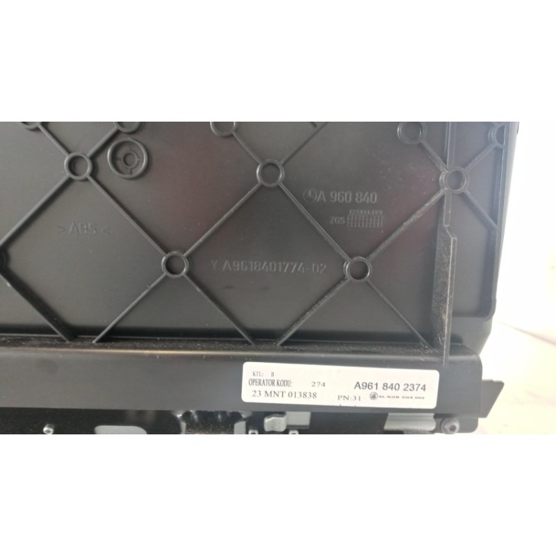 MERCEDES-BENZ truck GLOVEBOX  MERCEDES-BENZ truck Actros euro 6 2022> used