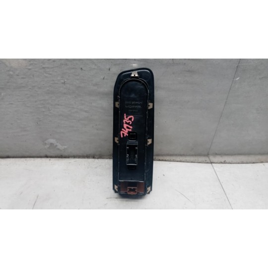 INTERRUTTORI E PULSANTI ALZAVETRI JEEP Renegade 2014>2018 usato