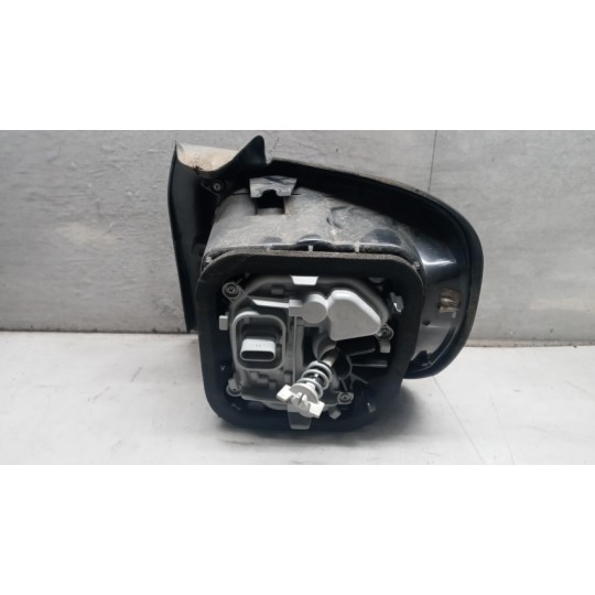 FARO POSTERIORE ESTERNO SINISTRO JEEP Renegade 2014>2018 usato