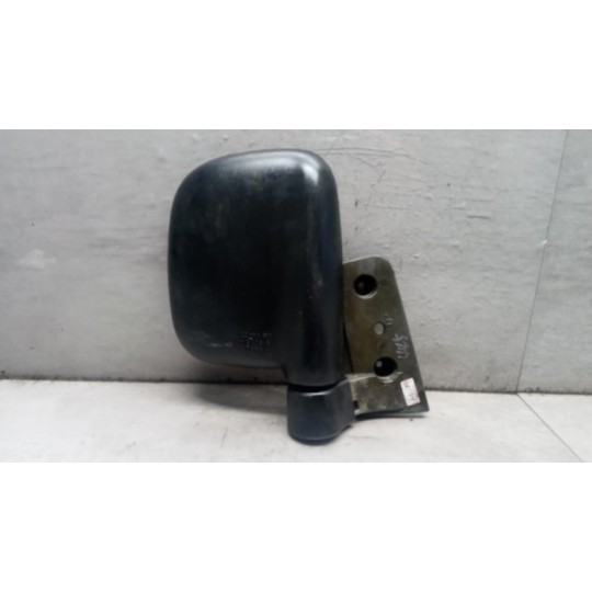 REARVIEW RIGHT  HYUNDAI H-1 1995> used