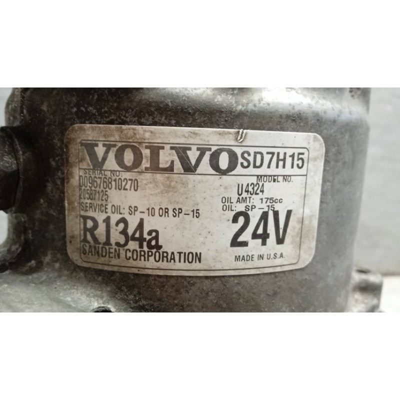 VOLVO truck COMPRESSORE ARIA CONDIZIONATA VOLVO truck FH13 usato
