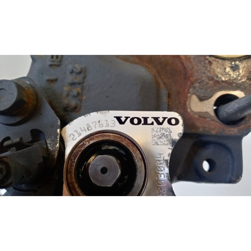 VOLVO truck PINZA POSTERIORE SINISTRA VOLVO truck FH13 usato