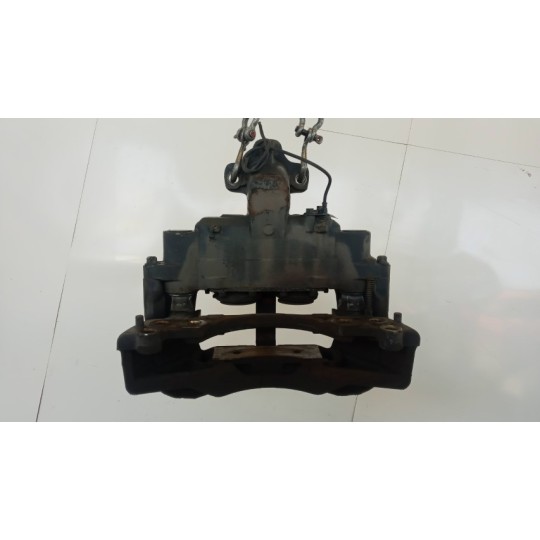 PINZA ANTERIORE DESTRA VOLVO truck FH13 usato