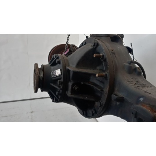 GRUPPO DIFFERENZIALE POSTERIORE VOLVO truck FH13 usato