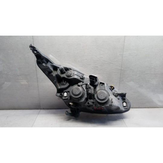 FRONT LEFT FLASHLIGHT  PEUGEOT 208 2015>2019 used