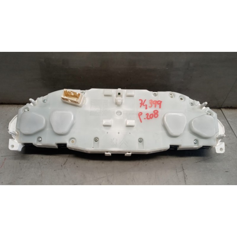 PEUGEOT QUADRO STRUMENTI PEUGEOT 208 2015>2019 usato
