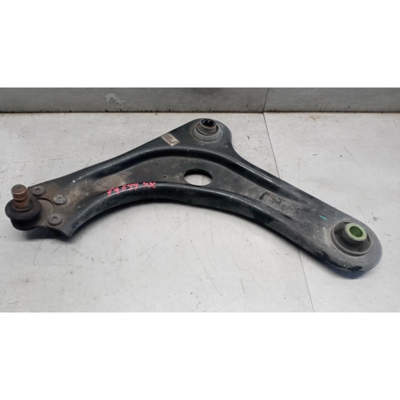 PEUGEOT CONTROL ARM FRONT LOWER LEFT  PEUGEOT 208 2015>2019 used