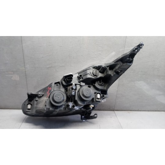 RIGHT HEADLIGHT PEUGEOT 208 2015>2019 used