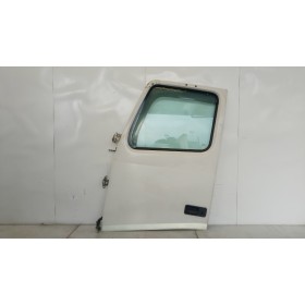 LEFT FRONT DOOR VOLVO truck...