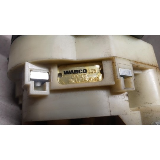 EMERGENCY LEVER  VOLVO truck FH13 used