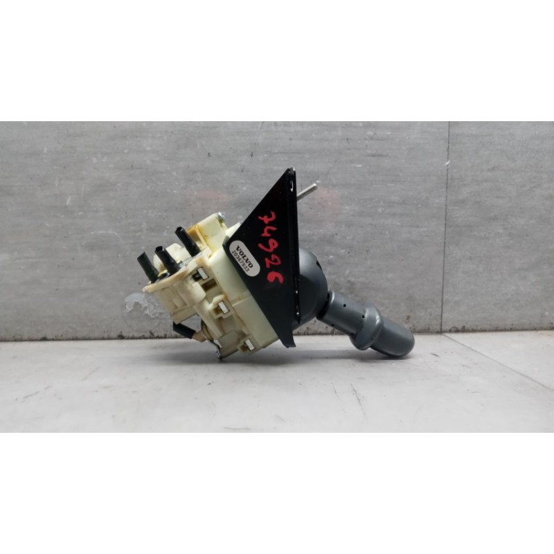 VOLVO truck LEVA EMERGENZA VOLVO truck FH13 usato