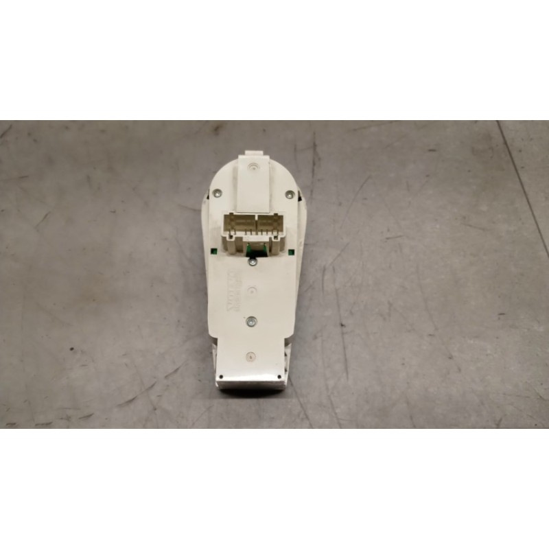 VOLVO truck BLOCK LOGHTS  VOLVO truck FH13 used