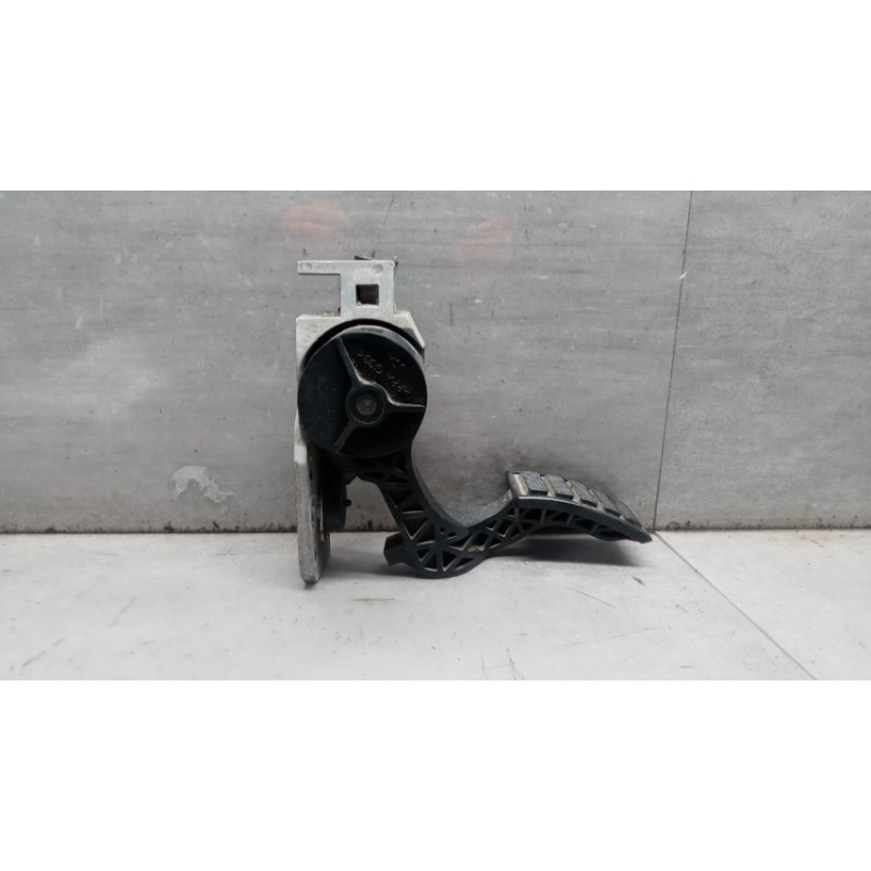 VOLVO truck ELETRONIC THROTTLE PEDAL  VOLVO truck FH13 used