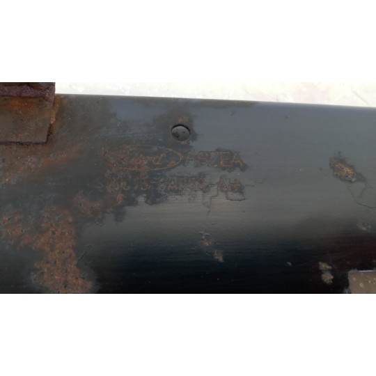 RIVESTIMENTO SUPERIORE ANTERIORE FORD van Transit 2000>2006 usato