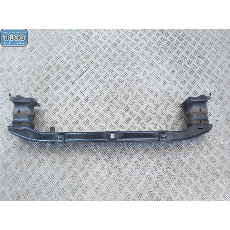 PEUGEOT TRAVERSA ANTERIORE PARAURTO PEUGEOT 1007 2005> usato