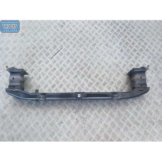 TRAVERSA ANTERIORE PARAURTO PEUGEOT 1007 2005> usato