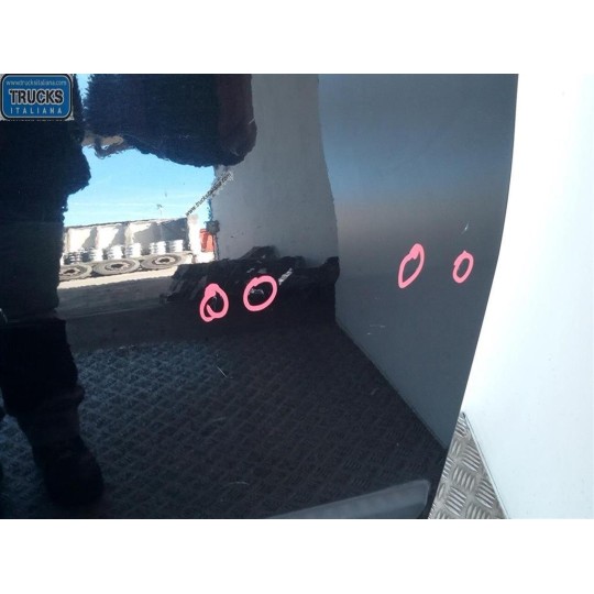 PORTA ANTERIORE SINISTRA PEUGEOT 1007 2005> usato