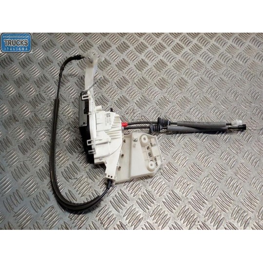 SERRATURA SCROCCO FIAT F.500X (5F) 2014>2019 usato