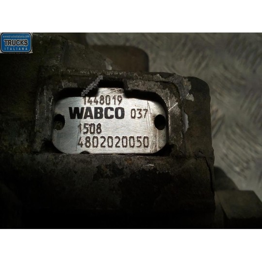 VARIE FRENI 2 DAF XF105 usato