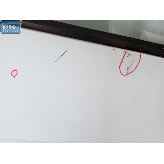 PORTA ANTERIORE DESTRA DAF XF105 usato