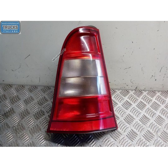 FARO POSTERIORE ESTERNO DESTRO MERCEDES-BENZ Classe A (W168) 1997>2001 usato