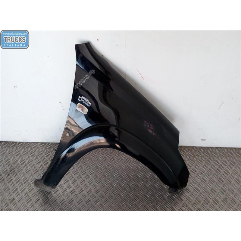 TOYOTA PARAFANGO ANTERIORE DESTRO TOYOTA Rav 4 2002>2006 usato