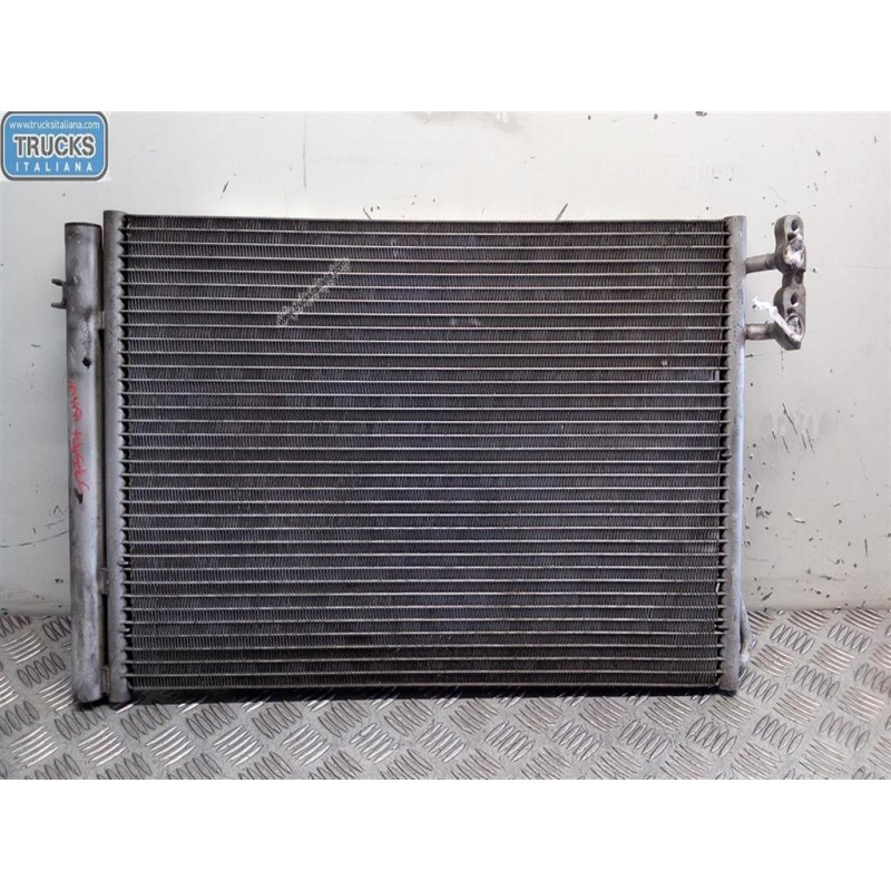 BMW RADIATORE CLIMATIZZATORE BMW Serie 1 (E81)2007> usato