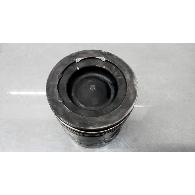 IVECO PISTONE MOTORE IVECO Stralis 2013> usato