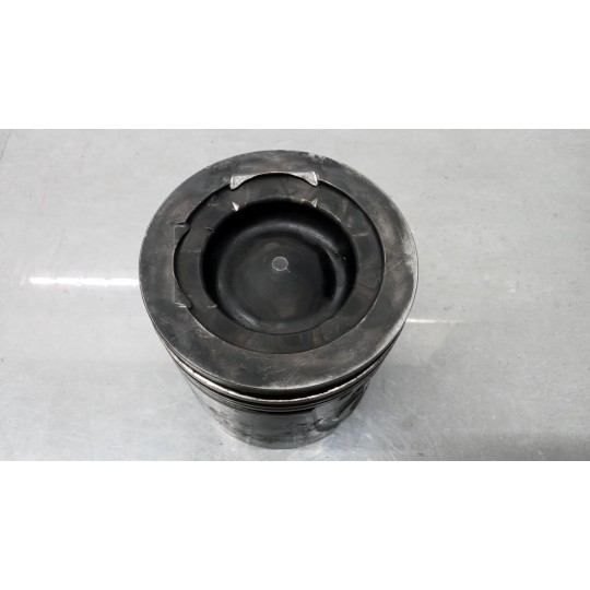 PISTON ENGINE  IVECO Stralis 2013> used