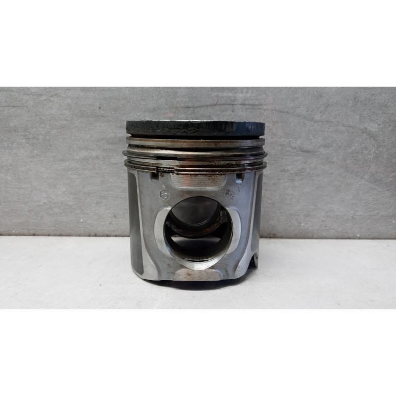 IVECO PISTONE MOTORE IVECO Stralis 2013> usato