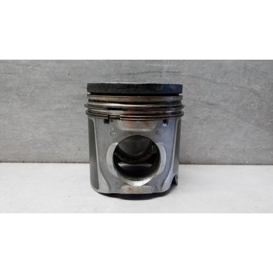 PISTON ENGINE  IVECO Stralis 2013> used