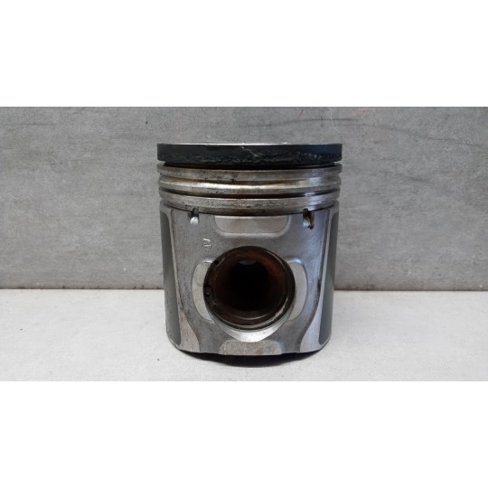 PISTON ENGINE  IVECO Stralis 2013> used