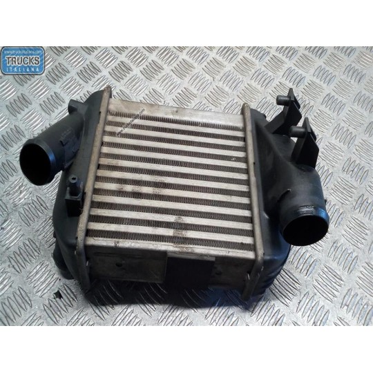 RADIATORE INTERCOOLERS AUDI A4 2000>2004 usato