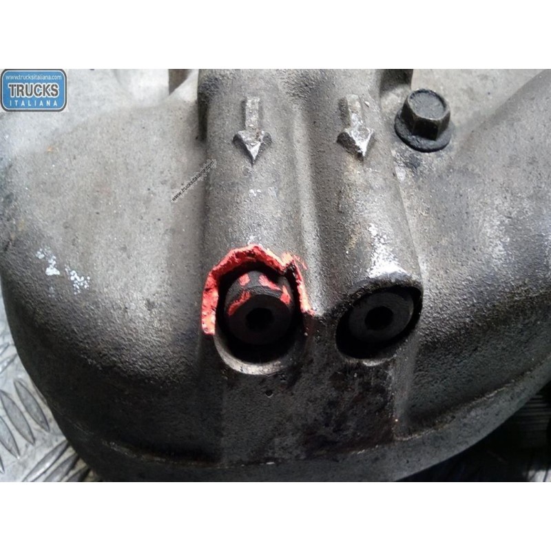 VOLVO truck SCAMBIATORE DI CALORE VOLVO truck FH12 II 2002>2008 usato