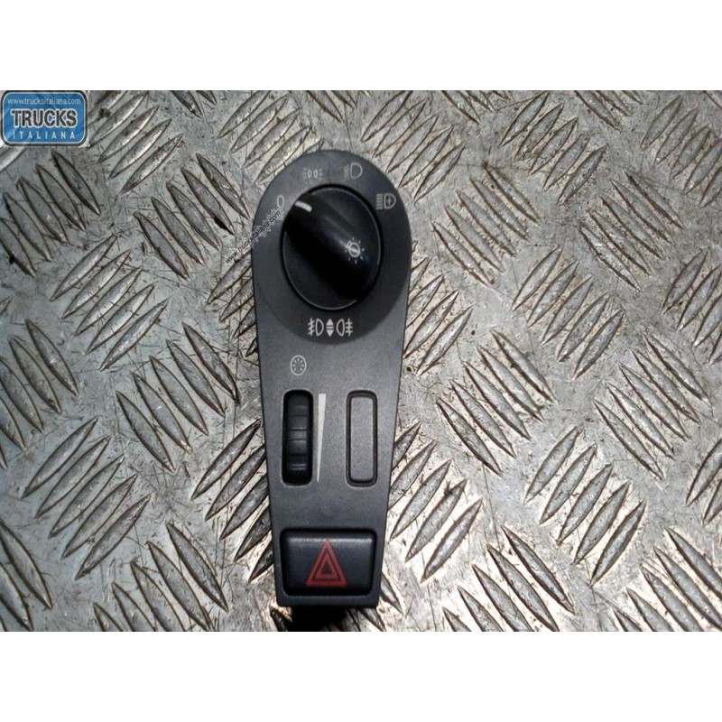 VOLVO truck BLOCCO LUCI VOLVO truck FH12 II 2002>2008 usato
