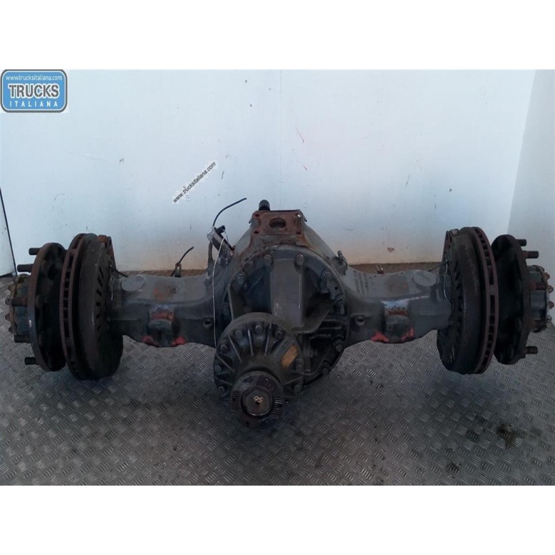 VOLVO truck ASSALE POSTERIORE VOLVO truck FH12 II 2002>2008 usato