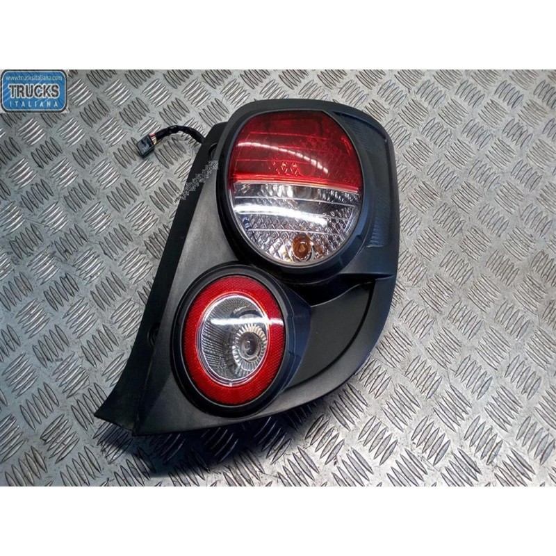 CHEVROLET FARO POSTERIORE ESTERNO DESTRO CHEVROLET Aveo 2011> usato