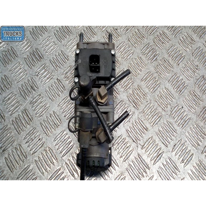 MERCEDES-BENZ truck VARIE FRENI 2 MERCEDES-BENZ truck Atego euro 6 2014> usato