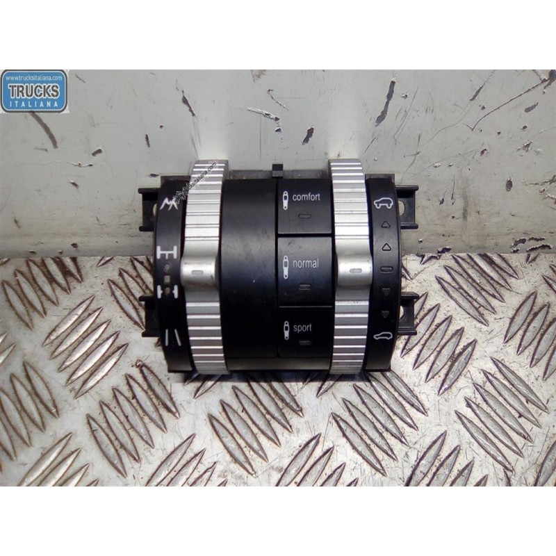 PORSCHE INTERRUTTORI E PULSANTI ABITACOLO PORSCHE Cayenne 2003>2007 usato