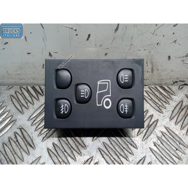 SCANIA INTERRUTTORI E PULSANTI ABITACOLO SCANIA Serie R 2005> usato