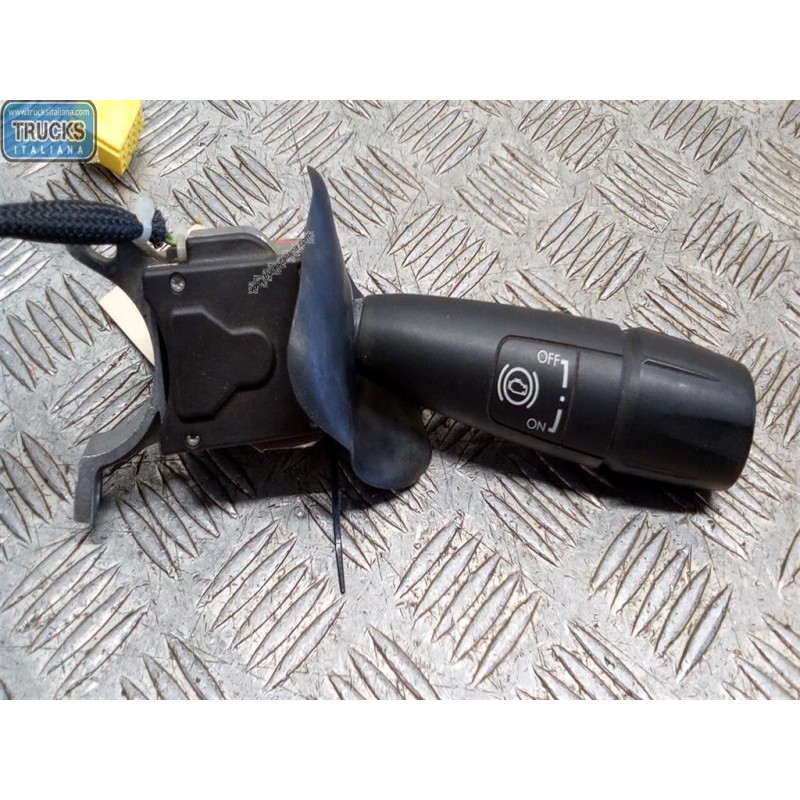 DAF INTERRUTTORI E PULSANTI DEVIO DAF 85CF usato