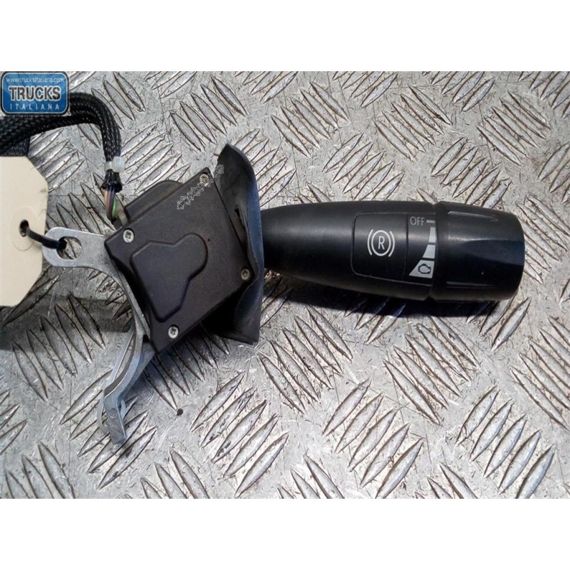 DAF INTERRUTTORI E PULSANTI DEVIO DAF XF105 usato