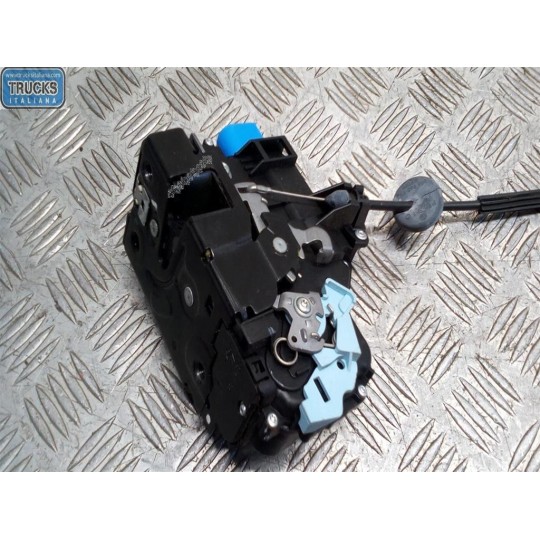 LATCH LOCK VOLKSWAGEN Touran 2010> used