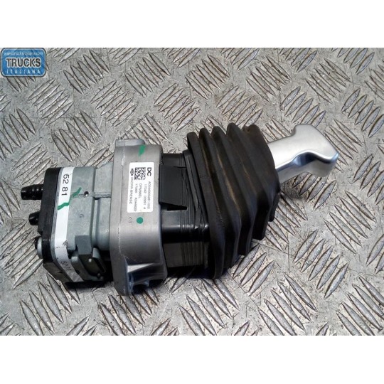 LEVA EMERGENZA MERCEDES-BENZ truck Actros euro 6 2014>2021 usato