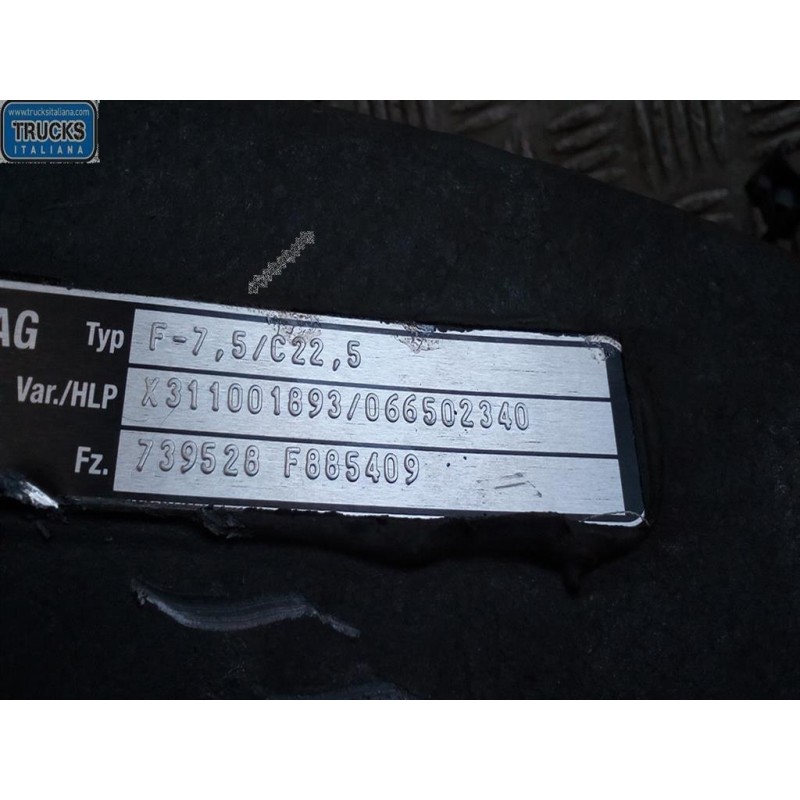 MERCEDES-BENZ truck ASSALE ANTERIORE MERCEDES-BENZ truck Actros euro 6 2014>2021 usato