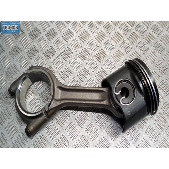 PISTONE MOTORE MERCEDES-BENZ truck Actros euro 6 2014>2021 usato